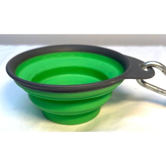Collapsible Nuvogos Pet Bowl With Carabiner Clip - Picture 3 of 4